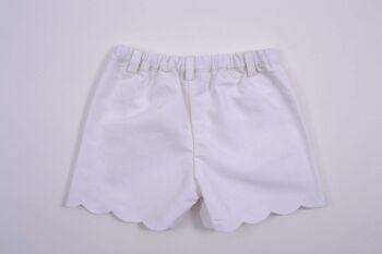 Short festonné en lin blanc 3