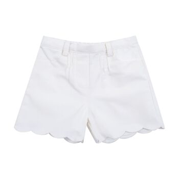 Short festonné en lin blanc 4