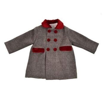 Manteau en laine grise foncée et détails en velours bordeaux 2