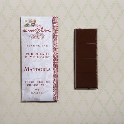 Cioccolato di Modica IGP con mandorle