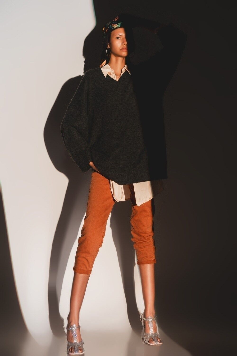 abito maglione oversize con scollo a V grigio