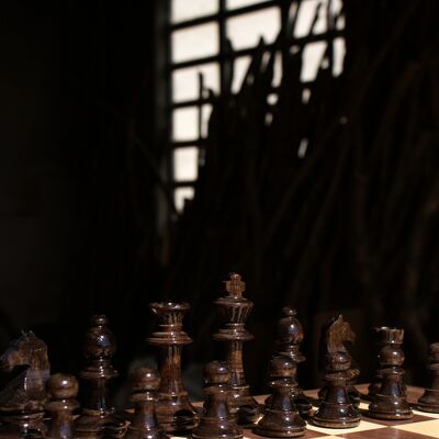 Staunton Europe Chess Pieces No. 5 - BRILLIANT WALNUT