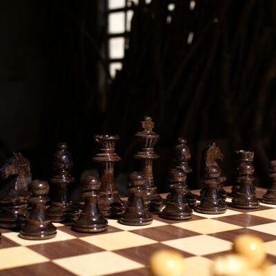 Staunton Europe Chess Pieces No. 5 - BRILLIANT WALNUT
