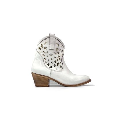 Ankle Boots Texan Style in White Leather
