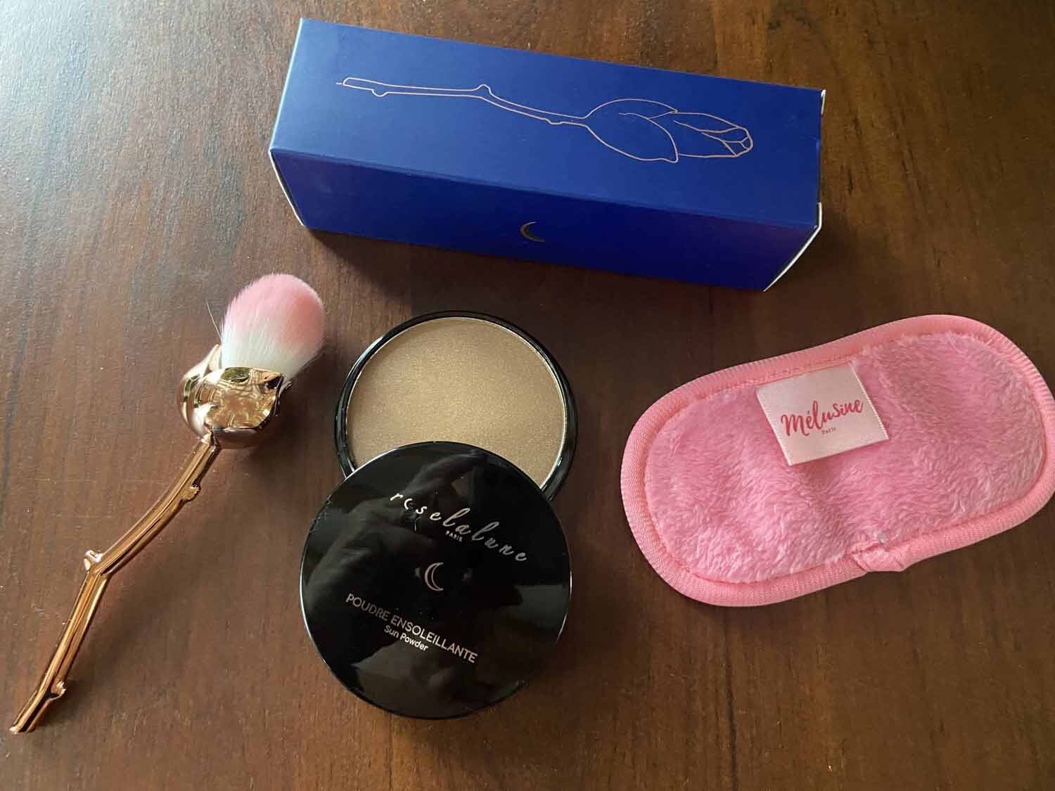 Bräunungspuder, Bürste, Reinigungstuch