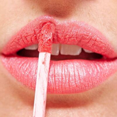 Aufpolsternde Lippenstifte - Metal Lip Booster - Hänsel Gretel