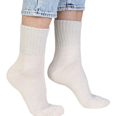 Weiße Socken aus ALPAKAWOLLE mit Glitzerrand