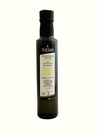 Condiments aromatisés à la TRUFFE BLANCHE à base d'huile d'olive extra vierge 100% italienne pressée à froid. 2