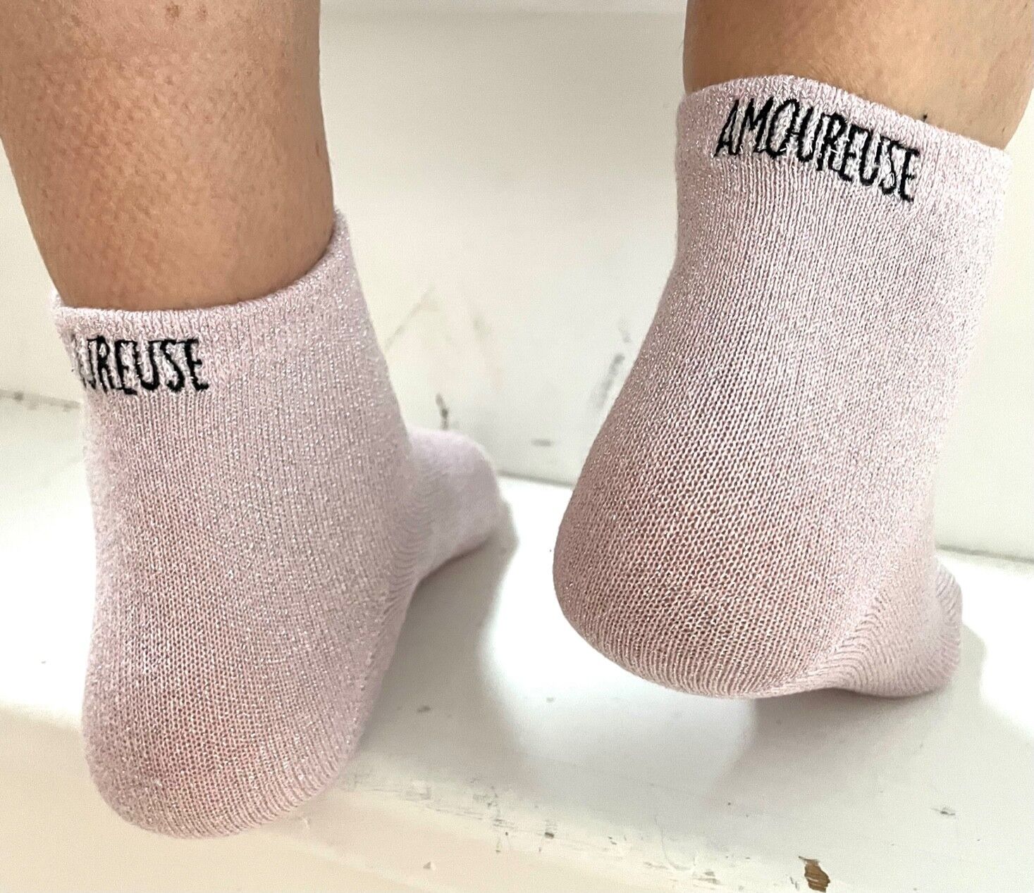 Idea de regalo: calcetines rosas con purpurina "enamorados"