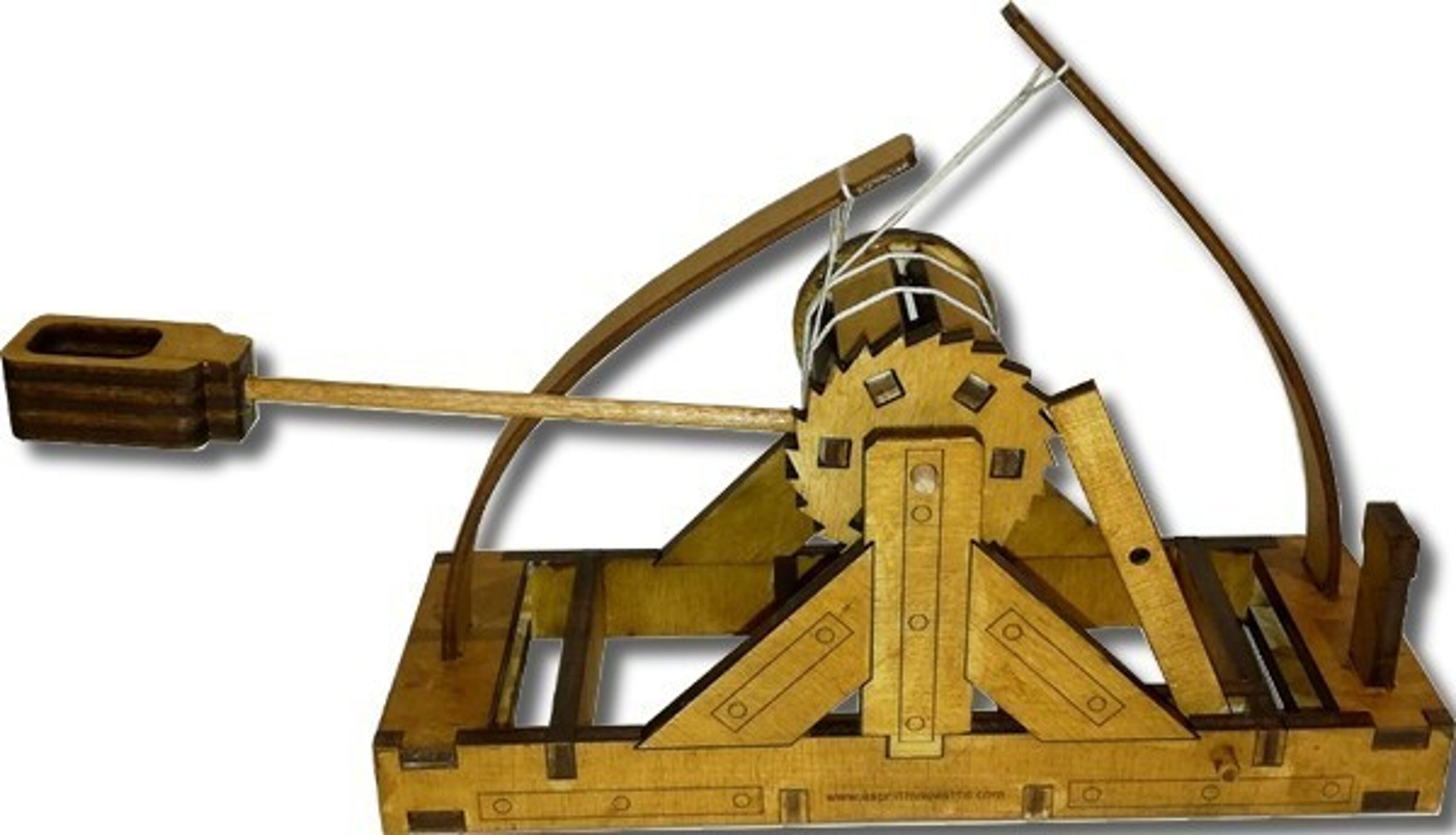Maquette en bois : Catapulte à roues - Esprit Maquette - Rue des Maquettes