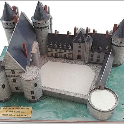 Maquette du Château de Sully sur Loire -45