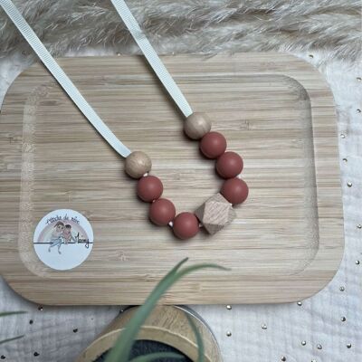 Terracota Nursing Necklace