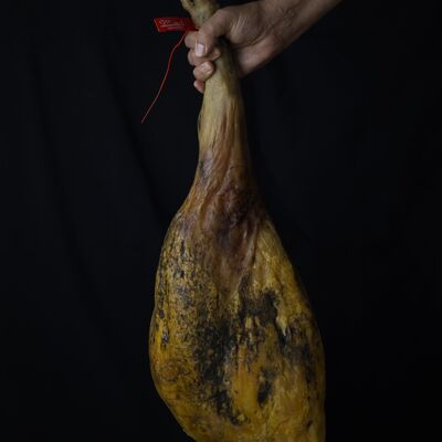 Acorn-fed 50-75% Iberico Ham
