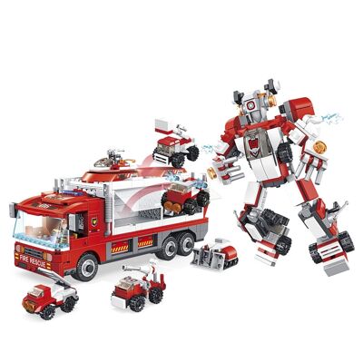 Fire truck transformable into a robot, 6 in 1, with 655 pieces. Build 6 individual models with 2 shapes each. DMAK0399C50