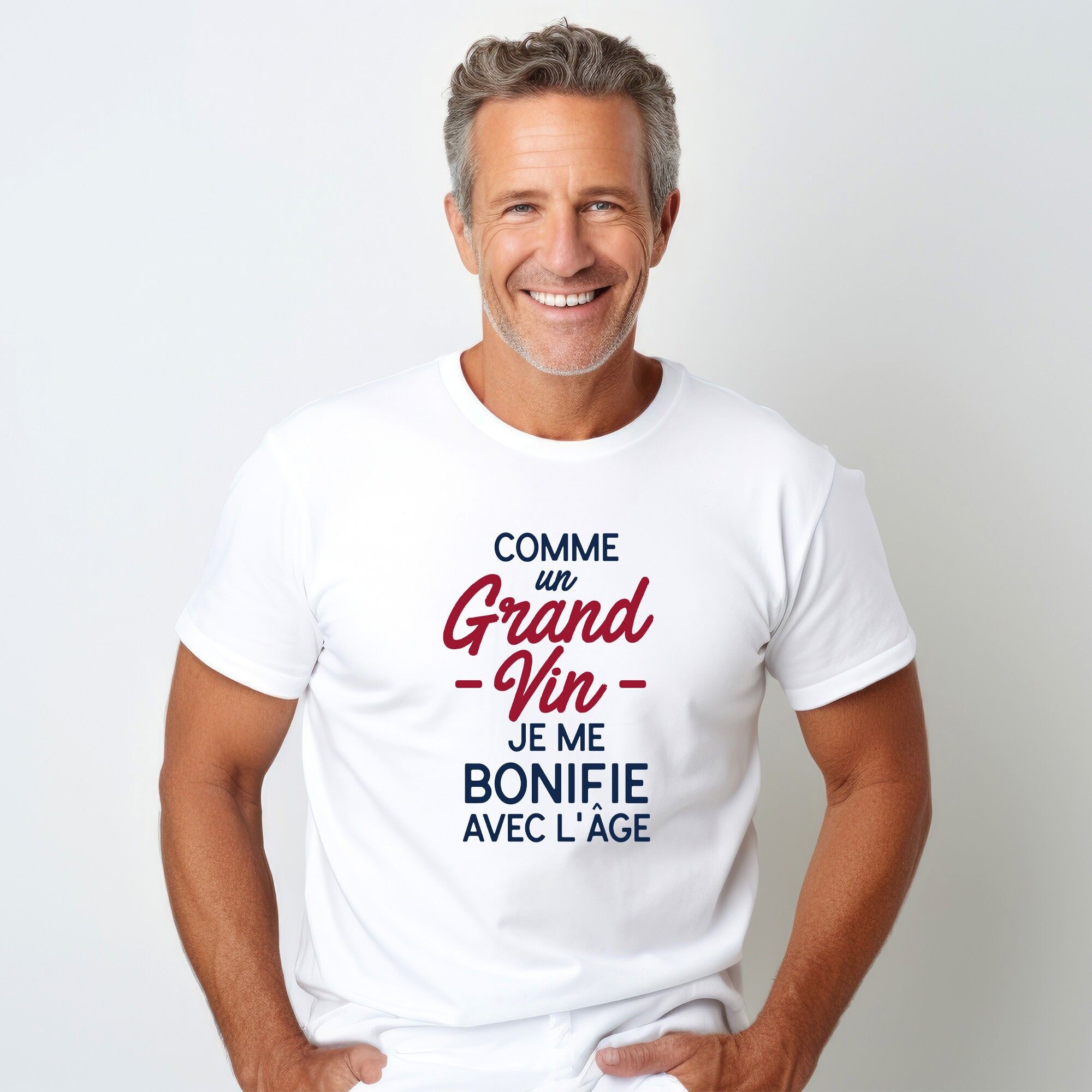 T-SHIRT BIANCA COME UN GRANDE VINO SONO BENE CON L'ETÀ WAF