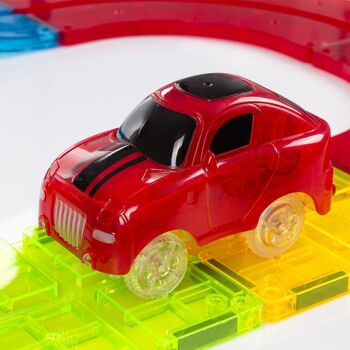Rail pour voitures avec pièces magnétiques. 27 pièces. Créez vos propres circuits. Comprend un pont et 1 voiture. DMAG0160C91 4