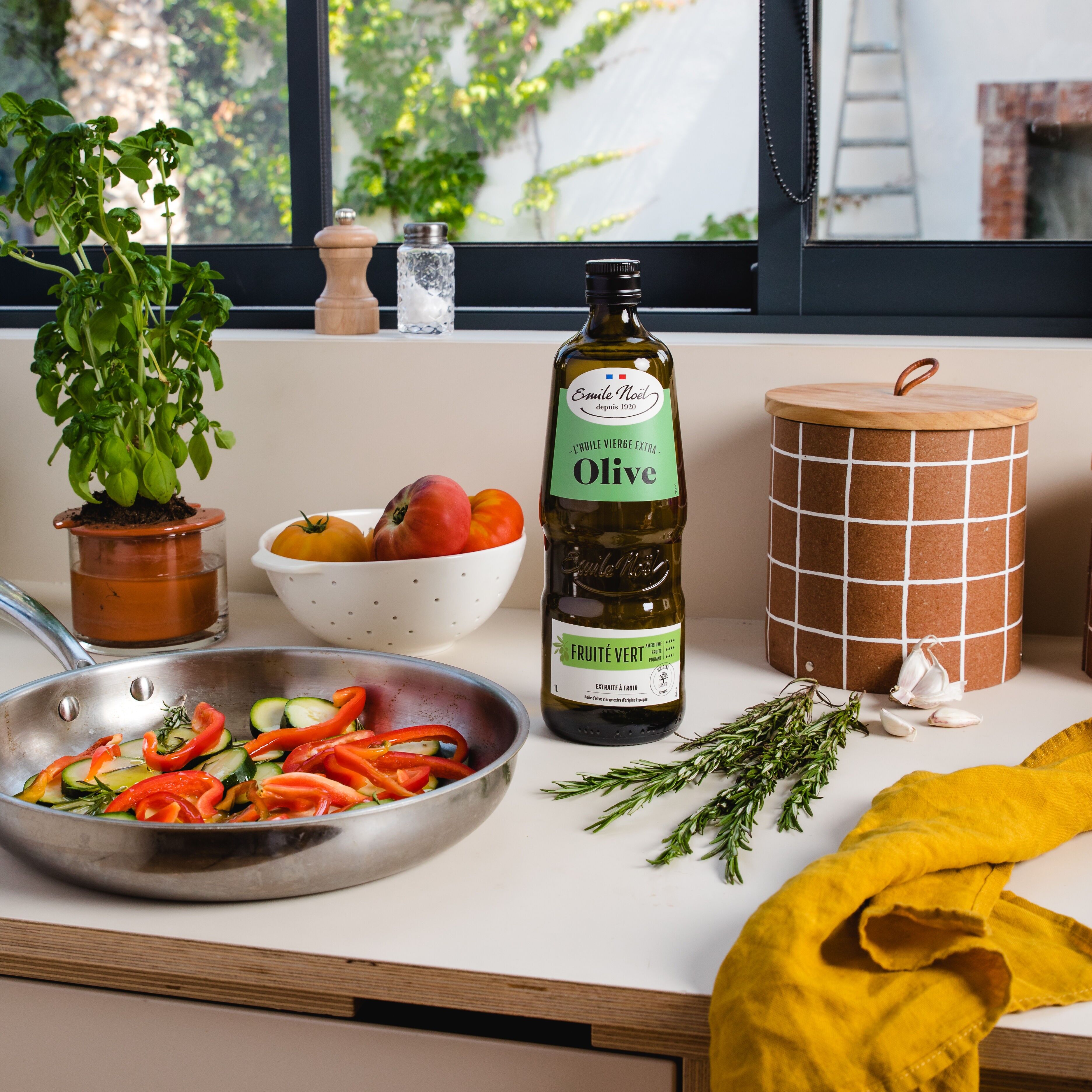 Organic Extra Virgin Olive Oil Fruity Green 1L