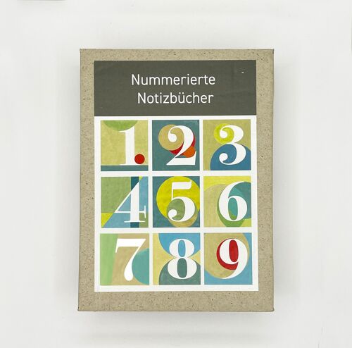 Set mit 9 nummerierten Notizbüchern