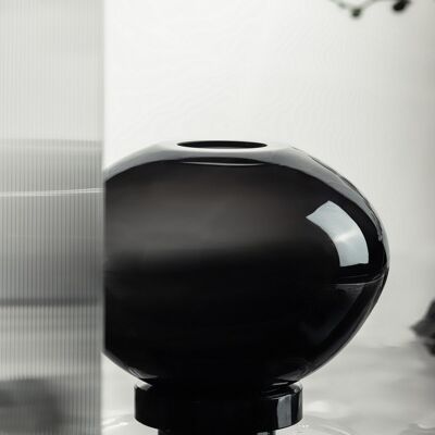 Florero forma bola diseño innovador, cristal negro, RUD00ZW