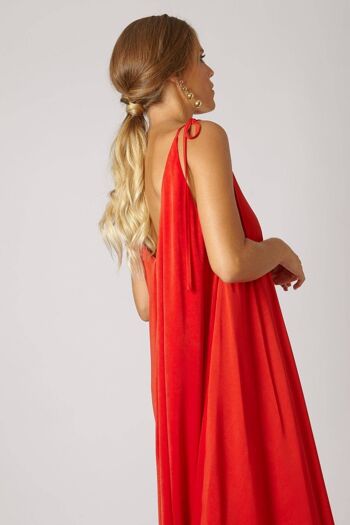 Iconiques de la robe pipi rouge tomate 2