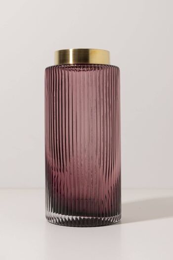 Vase en verre cannelé avec finition dorée mate Lucy Deco 3