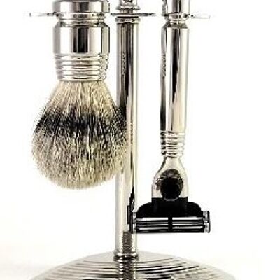 Metal shaving set with a shiny silver finish