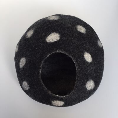 Cocoon, Basket for Cat or Small Dog, Felted Wool, Polka Dot Pattern