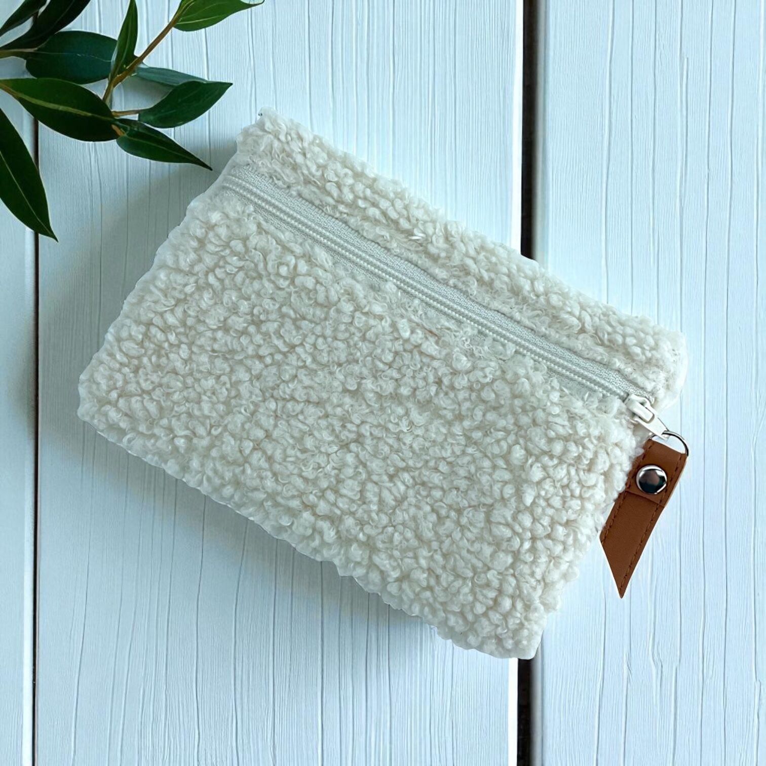 Pochette S, “Bouclette” ecru