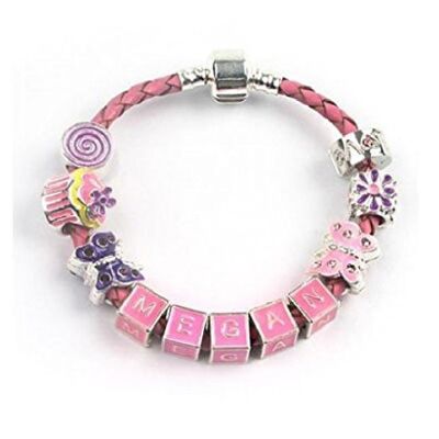 Bracelet de perles à breloques en cuir rose avec nom personnalisé pour enfants `` Birthday Girl ''