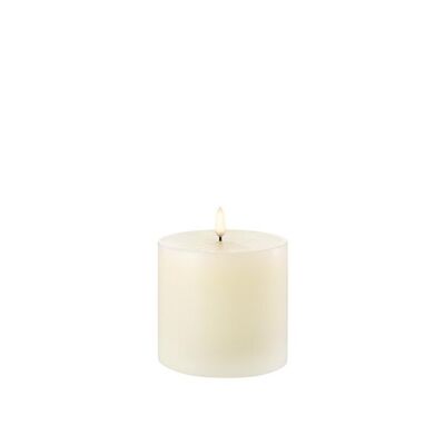Ivory Pillar LED candle Ø10,1 x 10cm