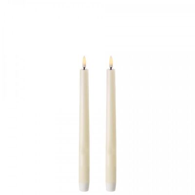 Packung mit 2 langen elfenbeinfarbenen LED-Kerzen 2,3 x 25 cm