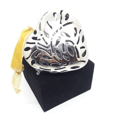 Large Art Deco heart - FRAGRANCES OF YOUR CHOICE