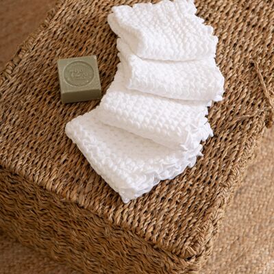 Essuie-mains gaufré en coton extra doux de couleur blanche