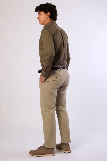 Pantalon chino stretch en gabardine vert 17