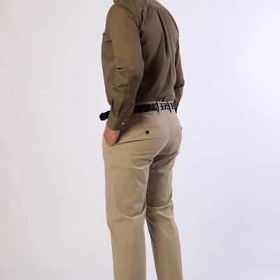 Pantalón chino elástico tejido gabardina verde oscuro