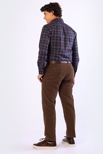Pantalon chino en velours côtelé marron clair 3