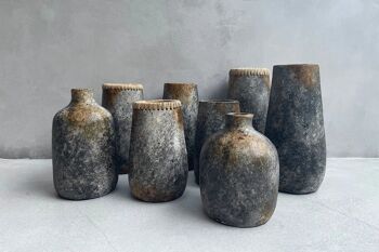 Le Vase Sneaky - Gris Antique - M 9