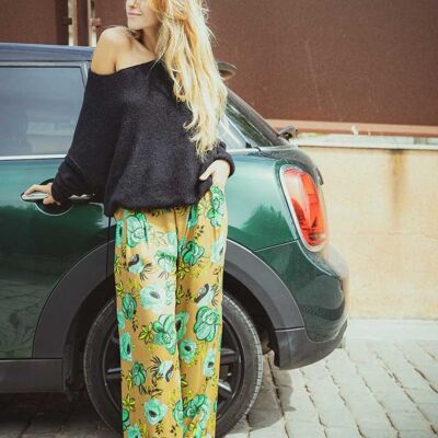 Printed pleated trousers