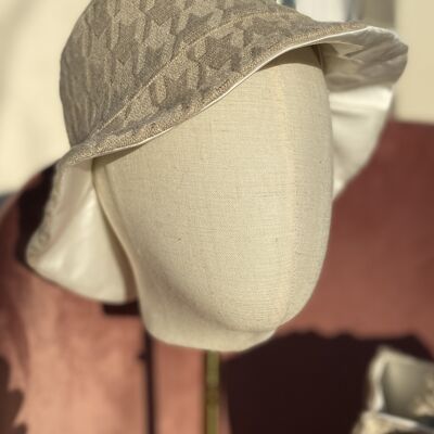 Houndstooth bucket hat