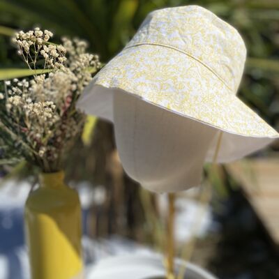 Sombrero pescador amarillo floreado
