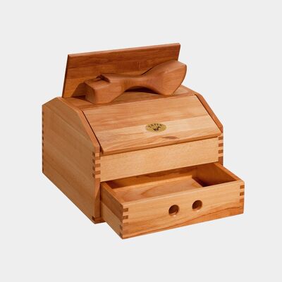 Tapir shoe cleaning box made from local beech wood