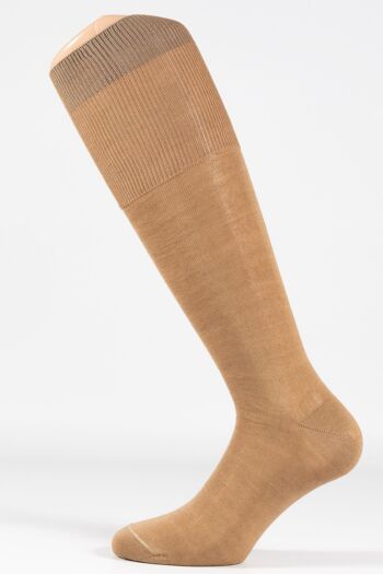 Chaussette Longue Classique Avec Revers Anglais Couleur: Beige