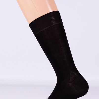 Kurze schwarze Socken mit abgestufter Kompression
