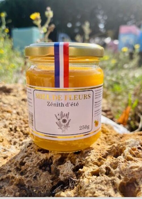 Boite d'échantillons de produits de la ruche de France