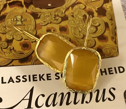 Earrings warm yellow cateye stone square