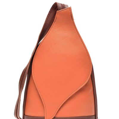 AW22 RC 2205_COGNAC_Mochila