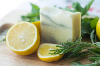 Savon Citron & Herbes | Savon artisanal pour les mains et le corps 4