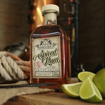 V-SENNE Spiced Rum LIMITED - 500 ml 40% vol. 2