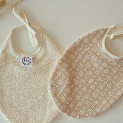 Linen color bib