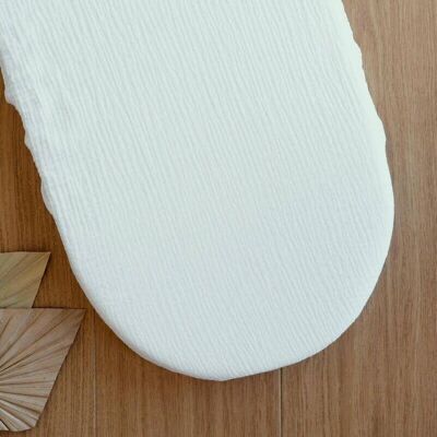 White bassinet fitted sheet